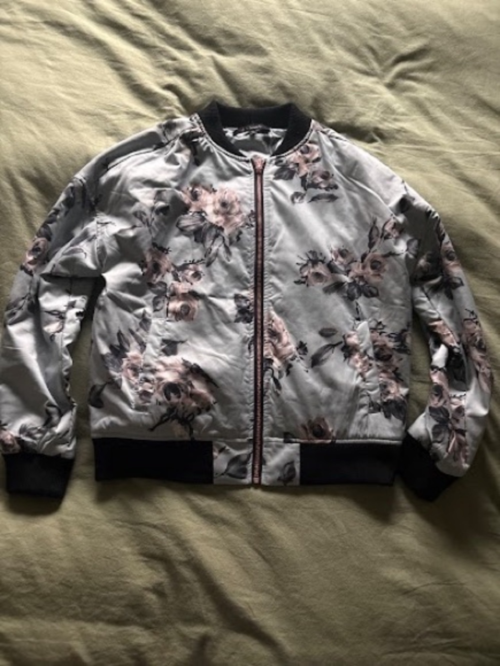 i joan Floral Satin Bomber Jacket in Icy Blue - Medium - Picture 8 of 8